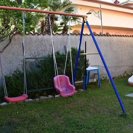 Hotel Sole Marina di Massa Zewnętrze zdjęcie