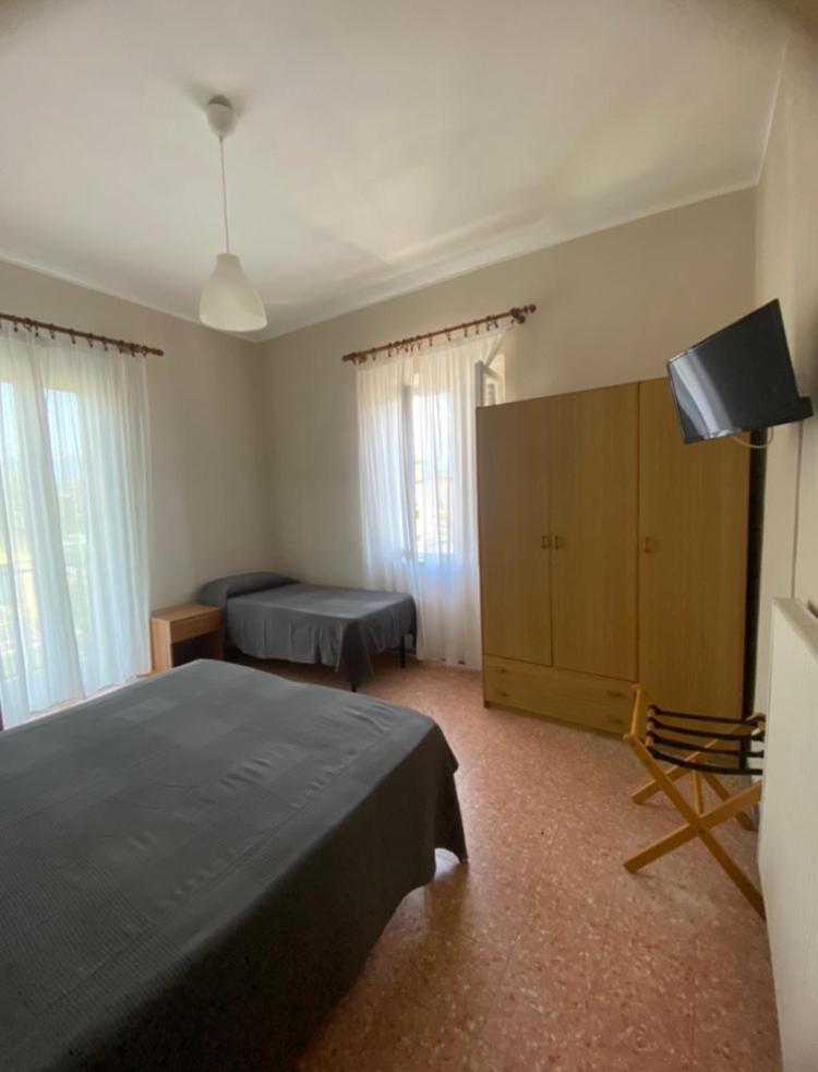 Hotel Sole Marina di Massa Zewnętrze zdjęcie